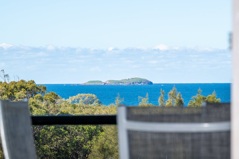 Photo - 1 Emerald Heights Drive, Emerald Beach NSW 2456 - Image 8