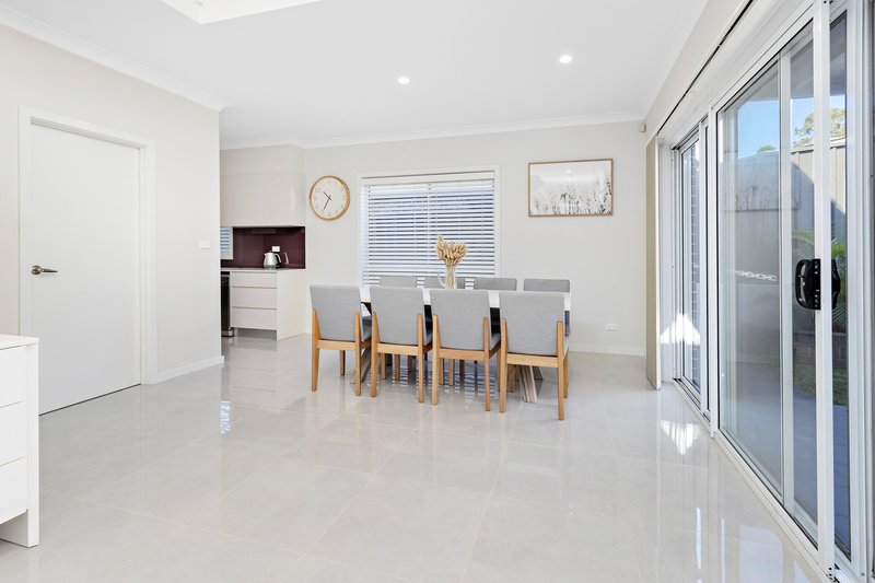 Photo - 1 Emerson Road, Dapto NSW 2530 - Image 4