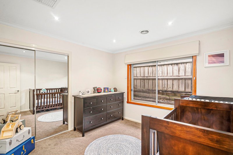 Photo - 1 Emu Court, Dandenong North VIC 3175 - Image 10