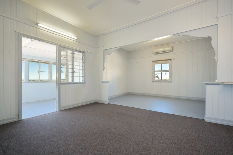 Photo - 1 Endeavour Street, Gladstone Central QLD 4680 - Image 3