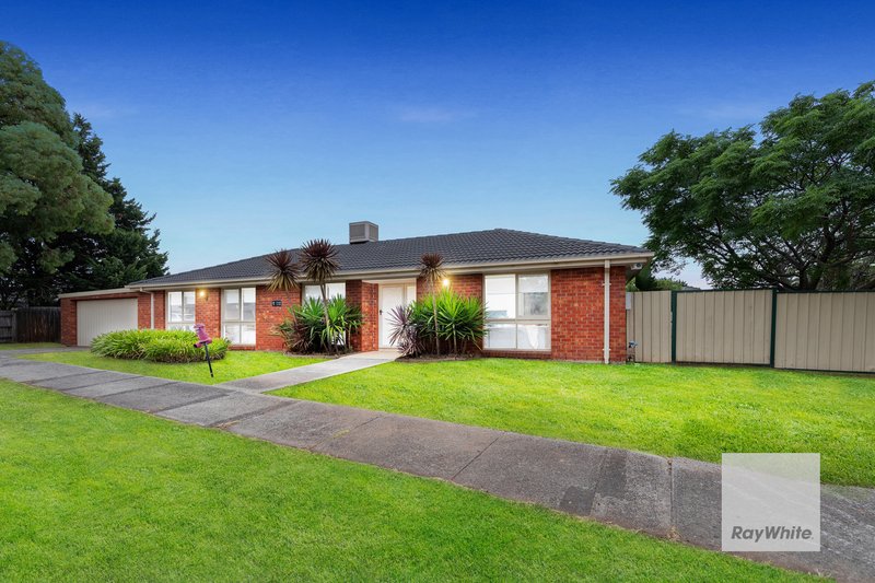 1 Ensign Grove, Taylors Lakes VIC 3038