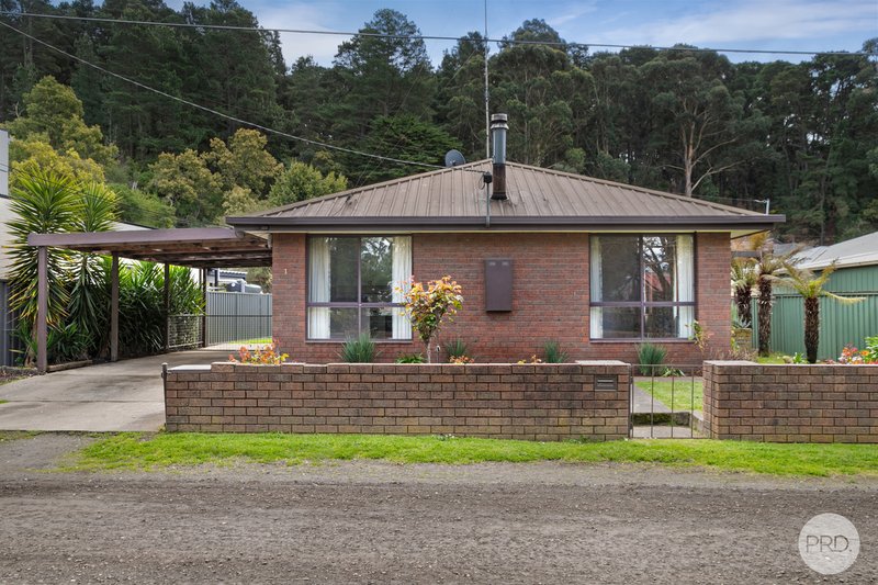 1 Esmond Street, Black Hill VIC 3350