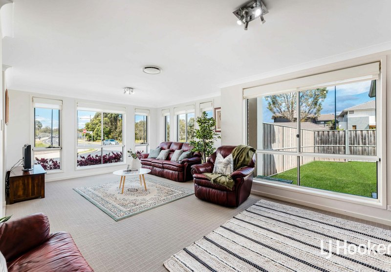 Photo - 1 Estuary Crescent, The Ponds NSW 2769 - Image 3