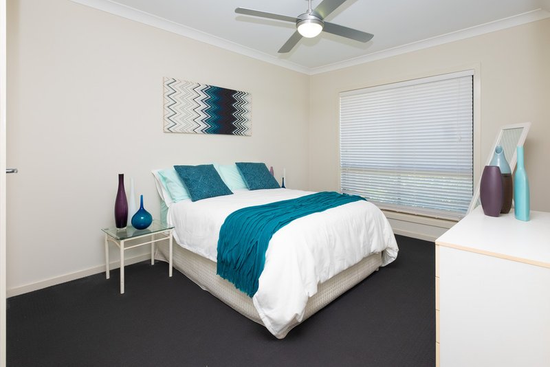 Photo - 1 Eustace Circuit, Augustine Heights QLD 4300 - Image 6