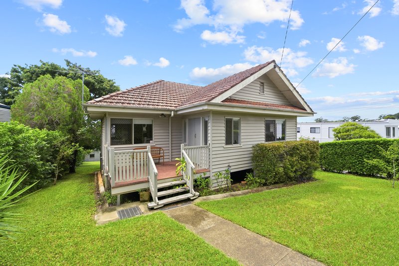 Photo - 1 Ferguson Road, Wavell Heights QLD 4012 - Image 1