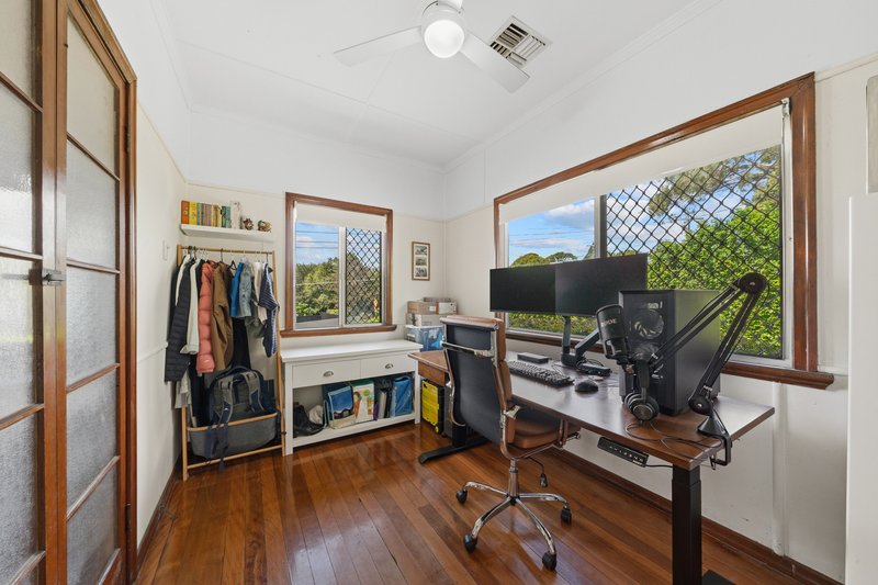Photo - 1 Ferguson Road, Wavell Heights QLD 4012 - Image 14