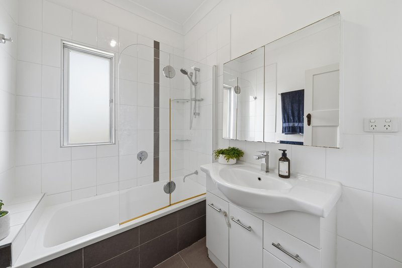 Photo - 1 Ferguson Road, Wavell Heights QLD 4012 - Image 15