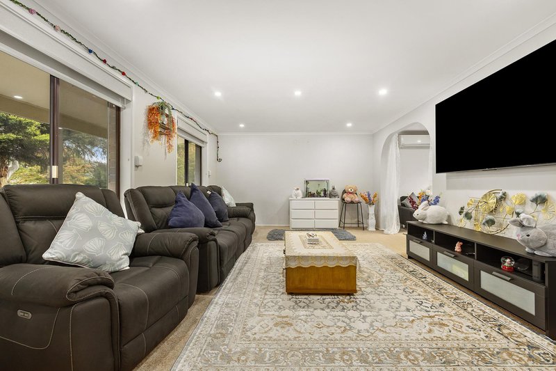 Photo - 1 Fernie Place, Monash ACT 2904 - Image 2