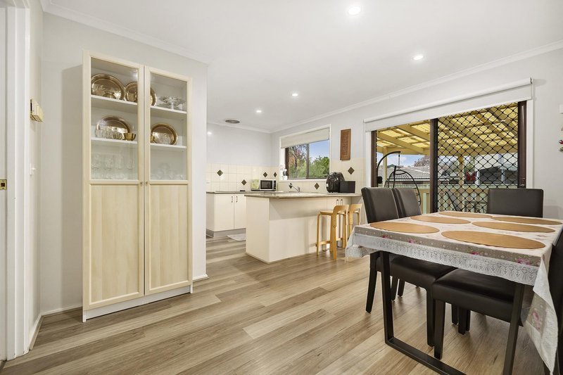 Photo - 1 Fernie Place, Monash ACT 2904 - Image 6