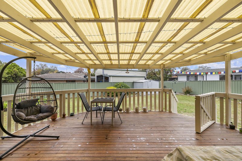 Photo - 1 Fernie Place, Monash ACT 2904 - Image 11