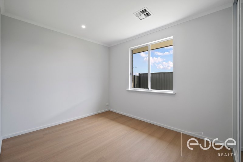 Photo - 1 Ferrier Drive, Munno Para SA 5115 - Image 10