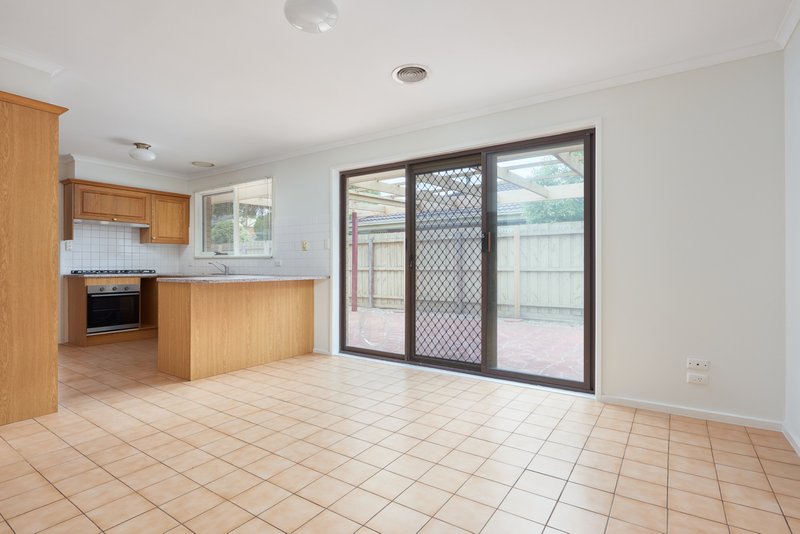 Photo - 1 Findon Court, Seaford VIC 3198 - Image 2