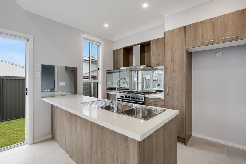 Photo - 1 Flat Sedge Crescent, Huntley NSW 2530 - Image 3