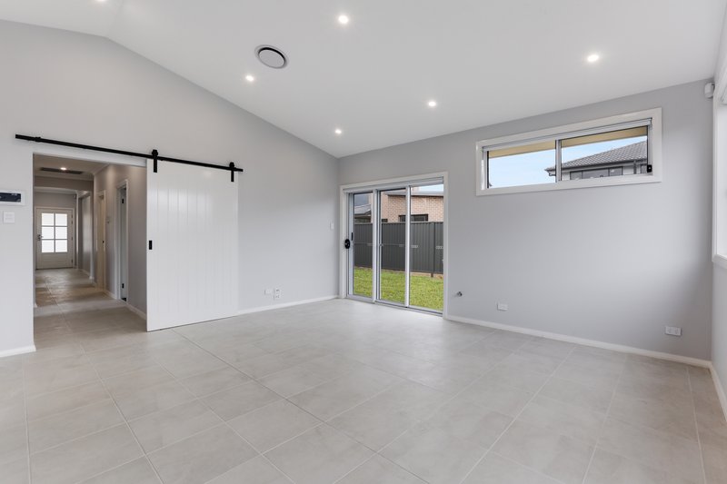 Photo - 1 Flat Sedge Crescent, Huntley NSW 2530 - Image 6