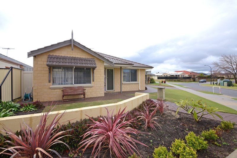 Photo - 1 Fleming Parkway, Clarkson WA 6030 - Image 3