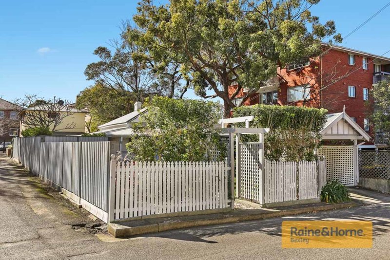 Photo - 1 Florence Lane, Cremorne NSW 2090 - Image 6