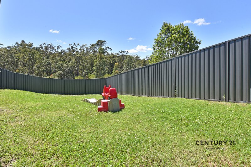 Photo - 1 Floresta Crescent, Cameron Park NSW 2285 - Image 2