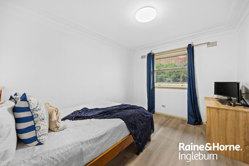 Photo - 1 Foreman Street, Glenfield NSW 2167 - Image 7