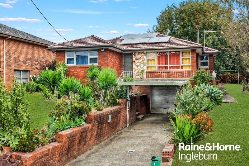 Photo - 1 Foreman Street, Glenfield NSW 2167 - Image 3