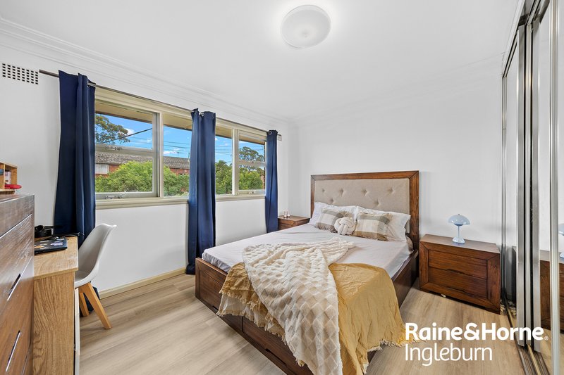 Photo - 1 Foreman Street, Glenfield NSW 2167 - Image 5