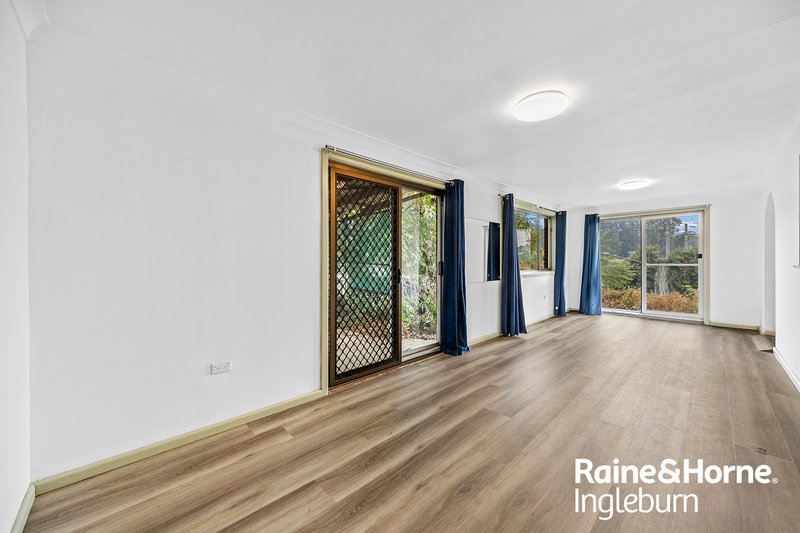 Photo - 1 Foreman Street, Glenfield NSW 2167 - Image 11