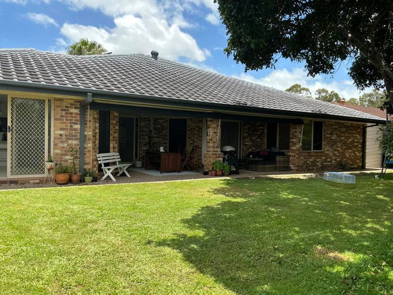 Photo - 1 Forest Drive, Elanora QLD 4221 - Image 7