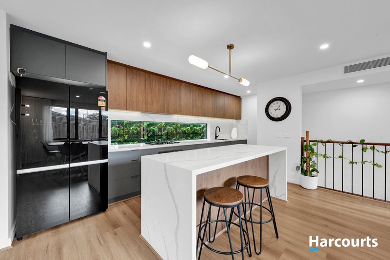 Photo - 1 Fortescue Grove, Vermont South VIC 3133 - Image 3