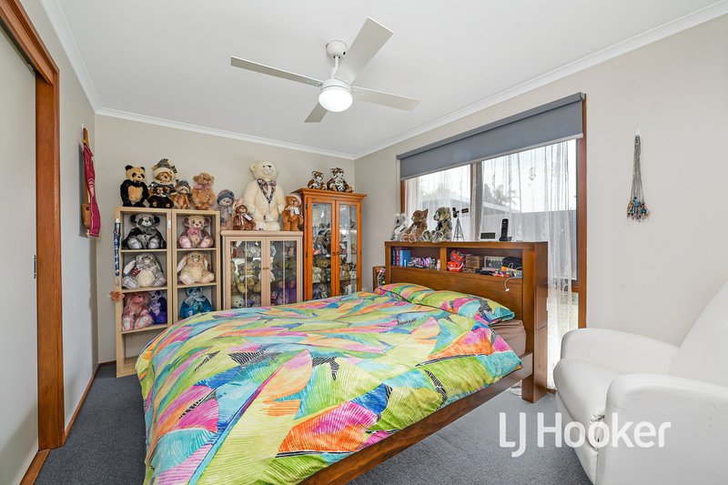 Photo - 1 Fosters Court, Cranbourne North VIC 3977 - Image 6