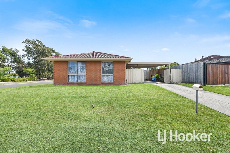 Photo - 1 Fosters Court, Cranbourne North VIC 3977 - Image 11