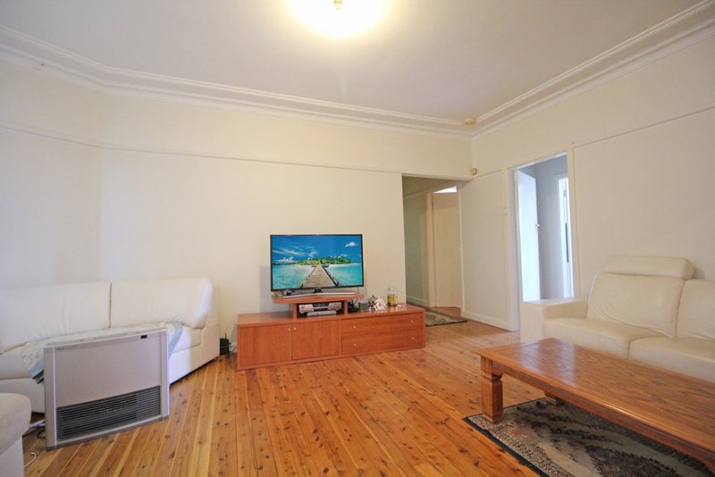 Photo - 1 Francis Street, Fairfield NSW 2165 - Image 4