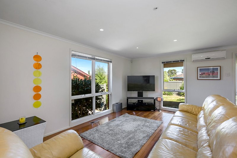 Photo - 1 Frost Court, Bundoora VIC 3083 - Image 3