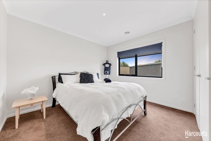 Photo - 1 Galli Court, Hillside VIC 3037 - Image 12