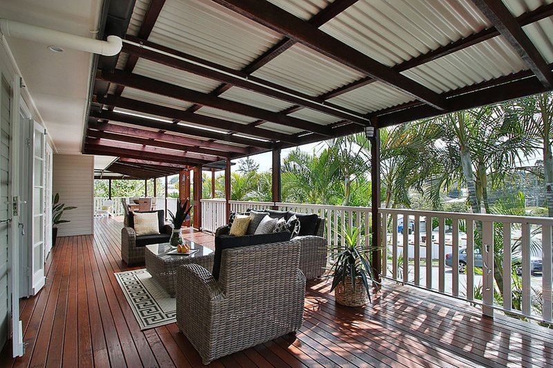 Photo - 1 Galsworthy Street, Holland Park West QLD 4121 - Image 4