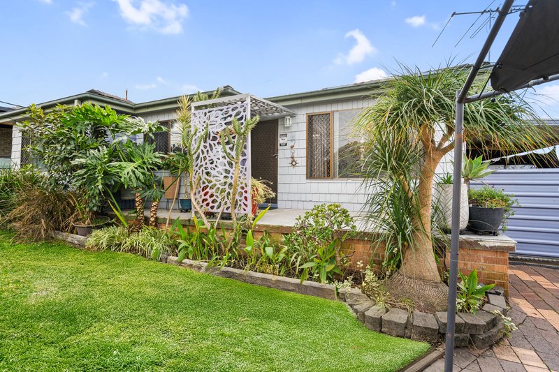 Photo - 1 Galton Street, Smithfield NSW 2164 - Image 3