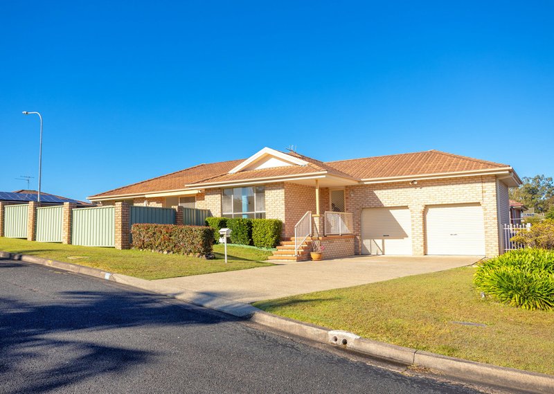 1 Gannet Crescent, Old Bar NSW 2430