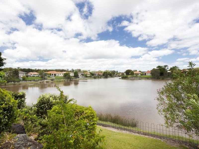 1 Gardendale Crescent, Burleigh Waters QLD 4220