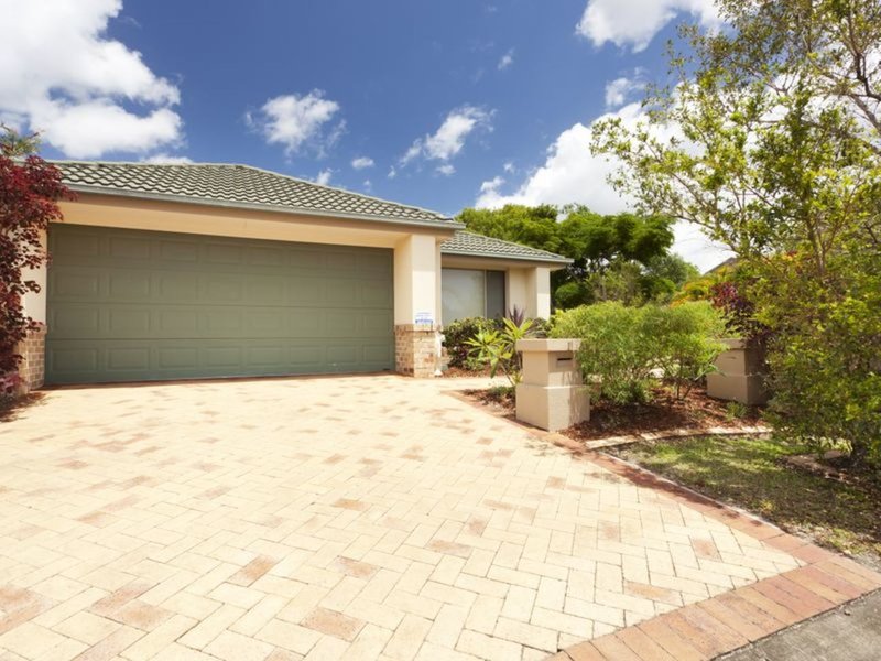 Photo - 1 Gardendale Crescent, Burleigh Waters QLD 4220 - Image 3