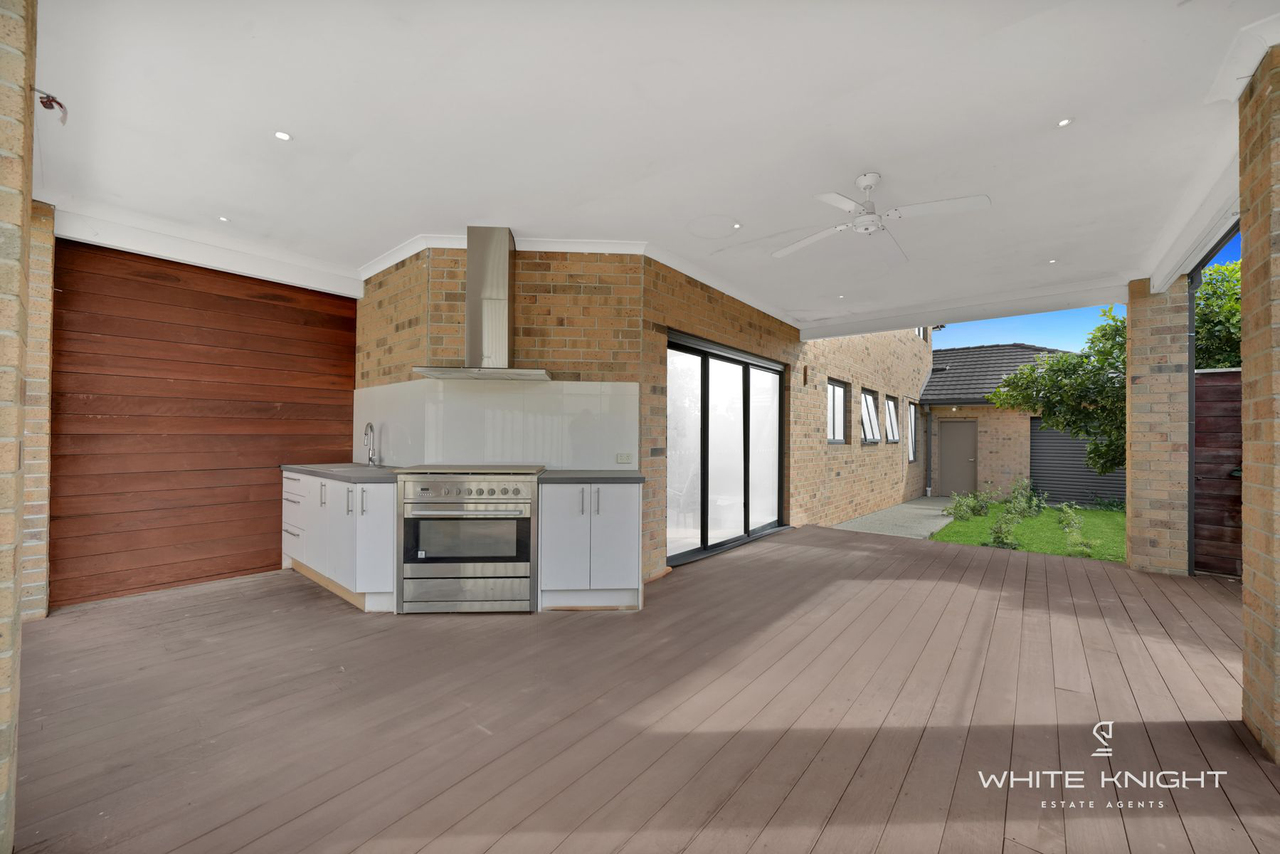 5-bedroom house at 1 Gardenia Place, Cairnlea, VIC 3023, , Victoria