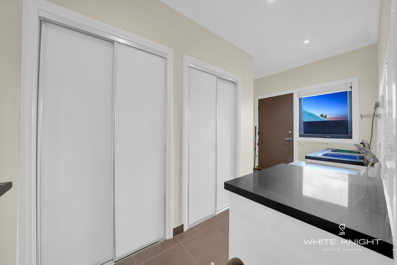 5-bedroom house at 1 Gardenia Place, Cairnlea, VIC 3023, , Victoria