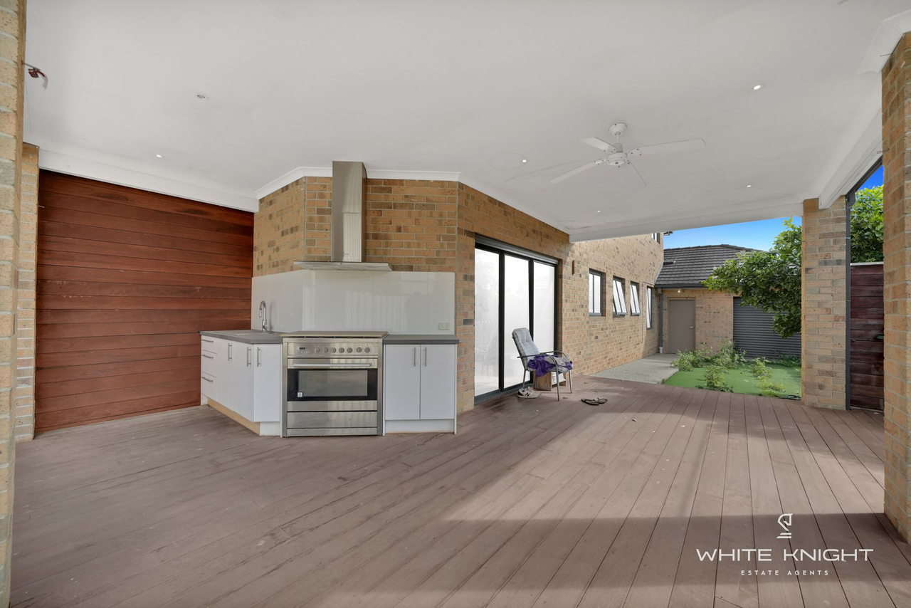 5-bedroom house at 1 Gardenia Place, Cairnlea, VIC 3023, , Victoria