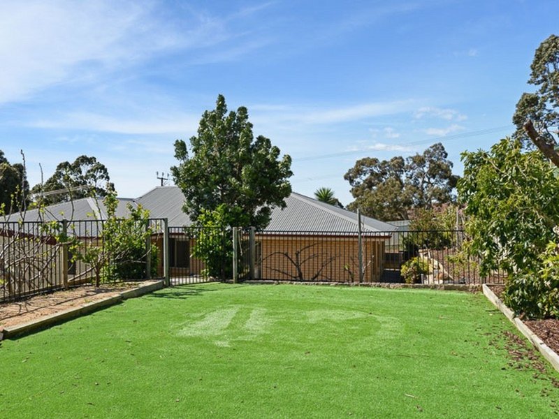 Photo - 1 Gare Court, Victor Harbor SA 5211 - Image 19