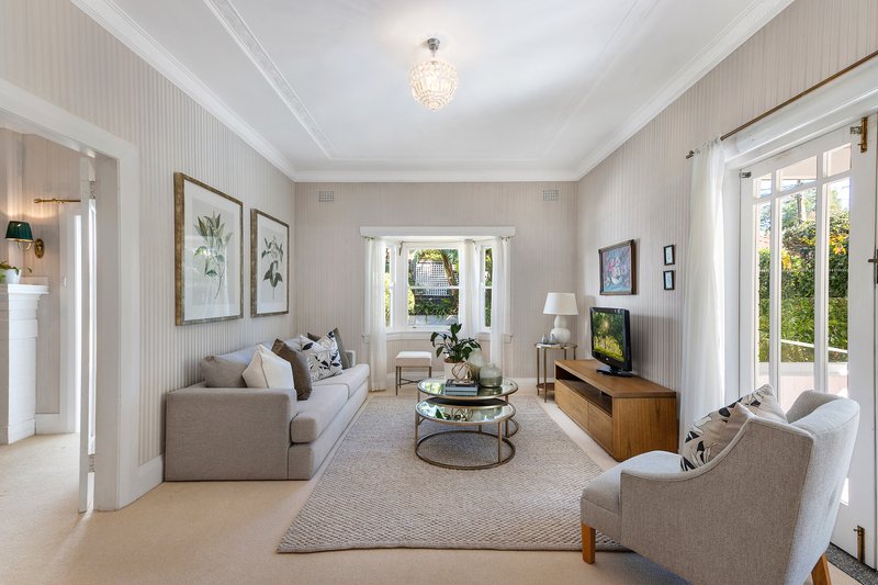 Photo - 1 Garnet Crescent, Killara NSW 2071 - Image 2