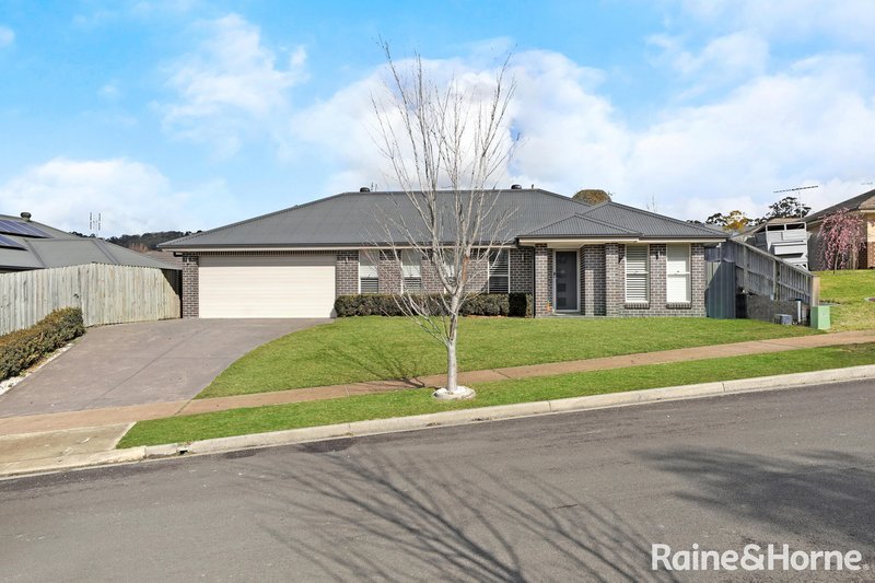 Photo - 1 Garran Avenue, Renwick NSW 2575 - Image 2