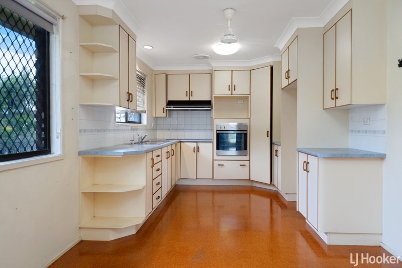 Photo - 1 Geaney Street, Norman Gardens QLD 4701 - Image 5