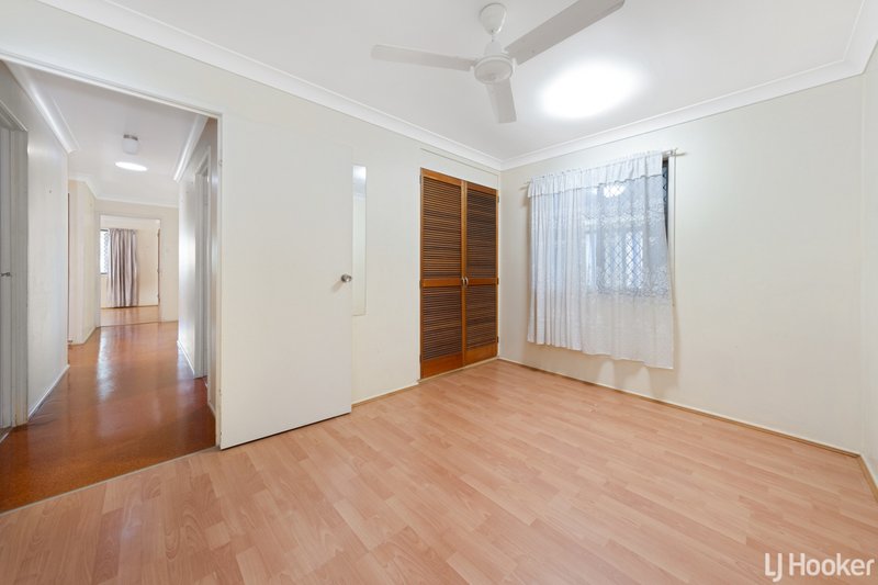 Photo - 1 Geaney Street, Norman Gardens QLD 4701 - Image 9