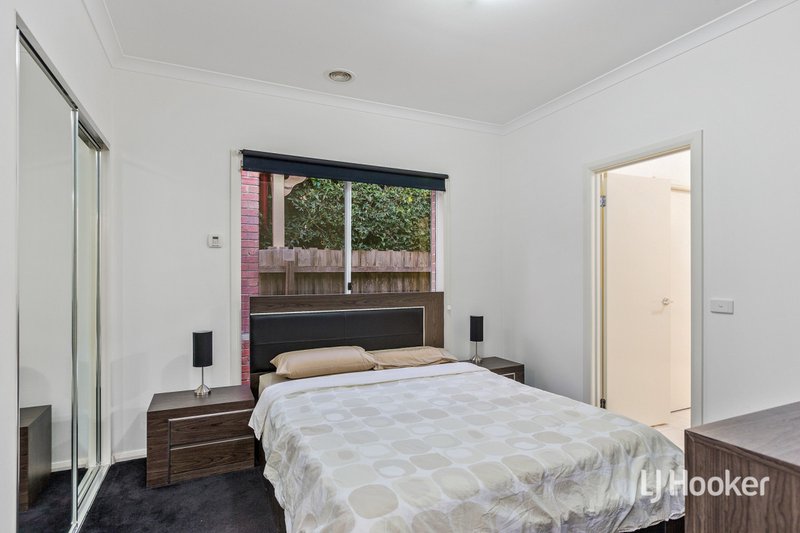 Photo - 1 George Benjamin Court, Seabrook VIC 3028 - Image 11