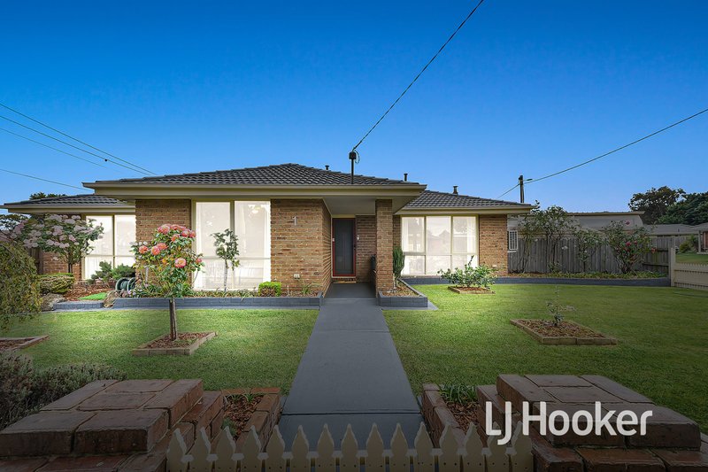 1 Geraldine Drive, Hampton Park VIC 3976