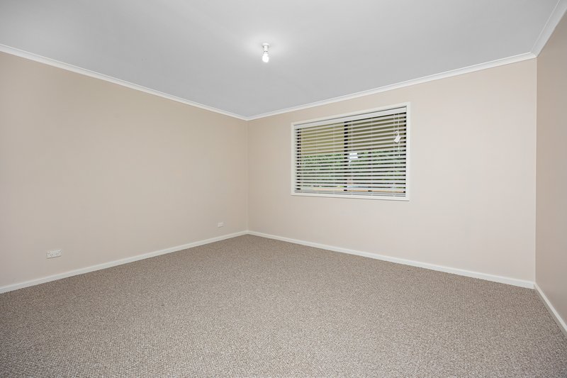 Photo - 1 Giles Street, Temora NSW 2666 - Image 7