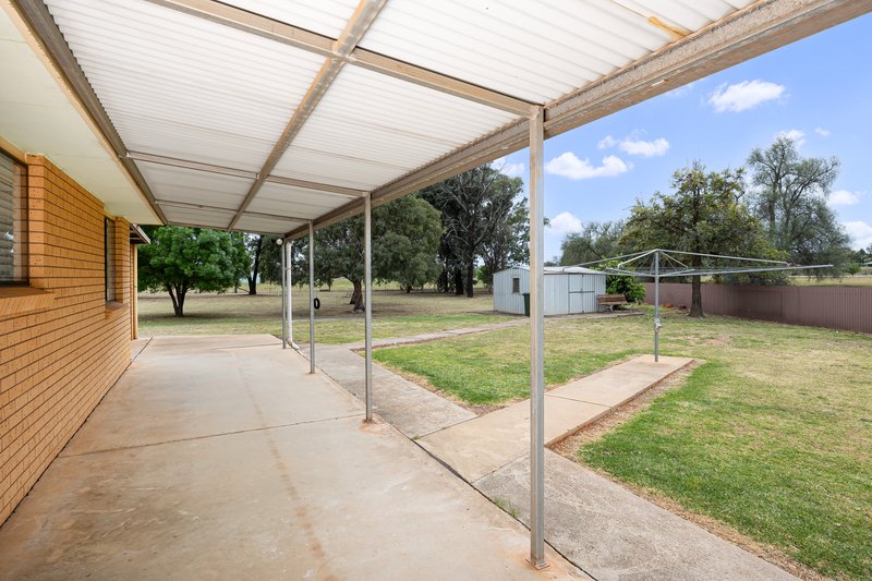 Photo - 1 Giles Street, Temora NSW 2666 - Image 10