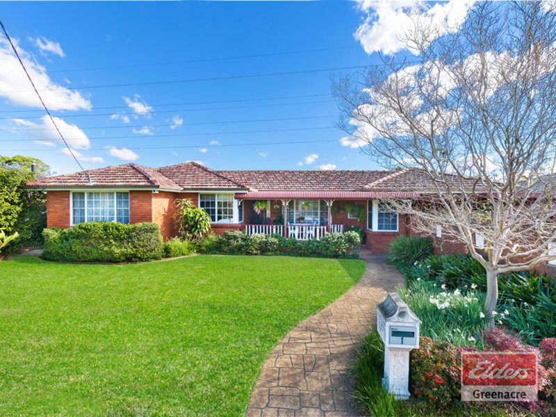 1 Gilliver Crescent, Greenacre NSW 2190